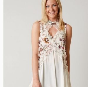 Daytrip Flowy Tunic Top